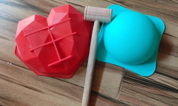 PINATA CHOCOLATE CAKE MOULD - Image 8