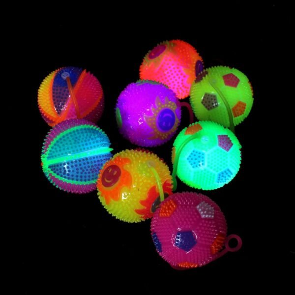 FLASHING SPIKY BALL - Image 8