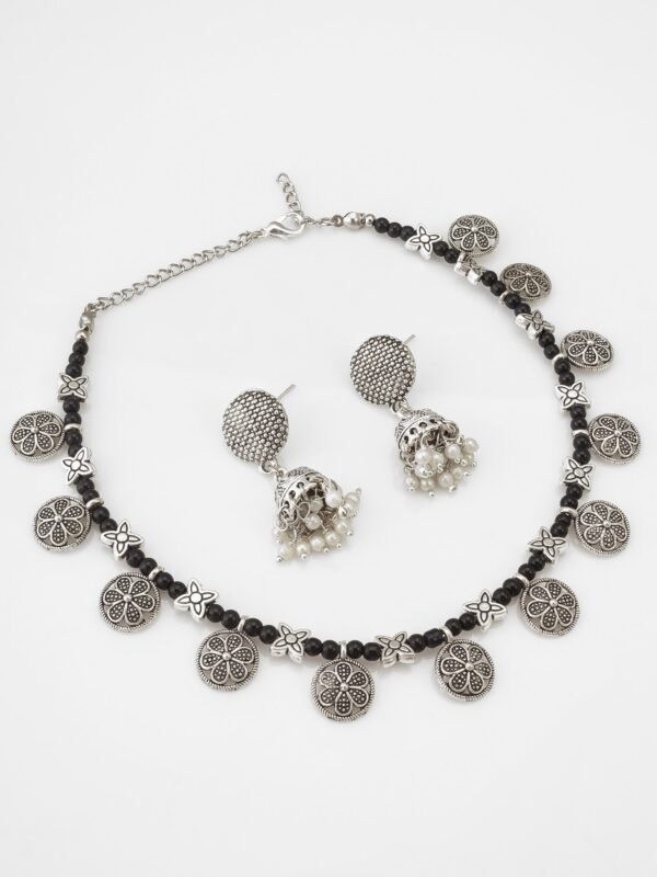 Morison Golden Allure Necklace Set  A Blend of Beauty and Style - Image 2