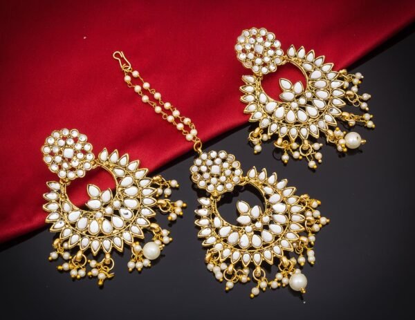 Morison Bohemian Oxidized Mangtikka  A Fusion of Tradition and Art