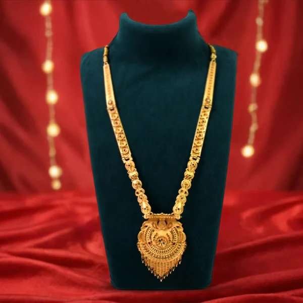 Lustrous Pearl Necklace – A Classic Touch of Elegance for Women, Ideal for Special Events