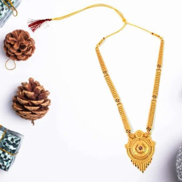 Elegant Gold-Plated Pendant Necklace – A Statement of Sophistication for Women, Perfect for Formal Events