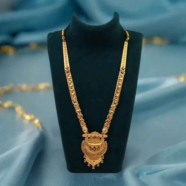 Timeless Grace Gold Necklace for Women – Refined Gold-Plated Jewelry | Elegant Accessory for Daily and Party Wear