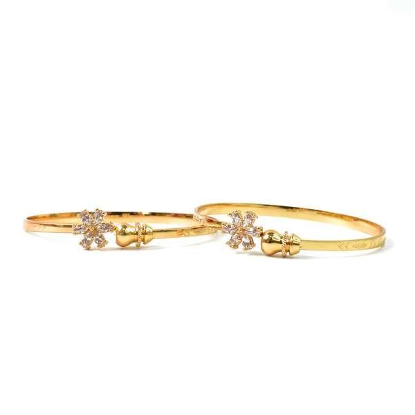 Elegant Golden Bangles (1 Pair) – Stylish Gold Plated Bangles for Women, Perfect for Traditional Wear & Festive Occasions